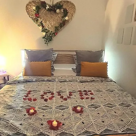 Cocoonspa Avec Jacuzzi Decoration Romantique Offerte *