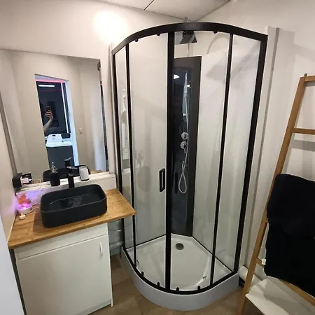 Cocoonspa Avec Jacuzzi Decoration Romantique Offerte アパート *